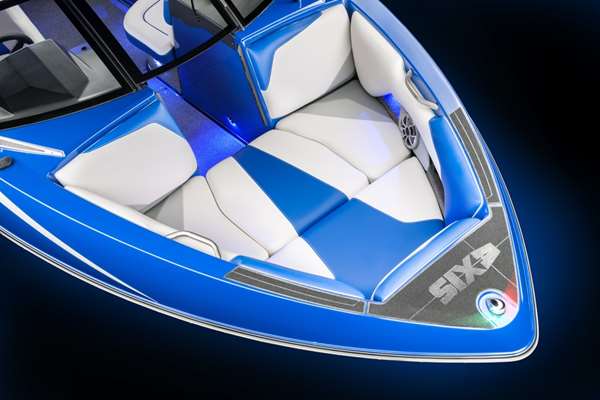 2016-Axis_T22_studio-bow_lowres