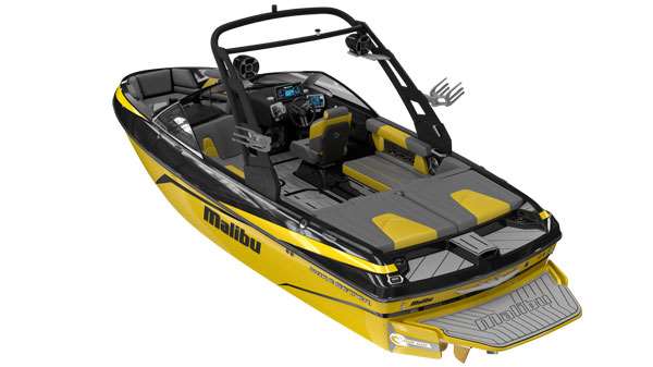 2019_Malibu_21VLX_Rear_View_Portside