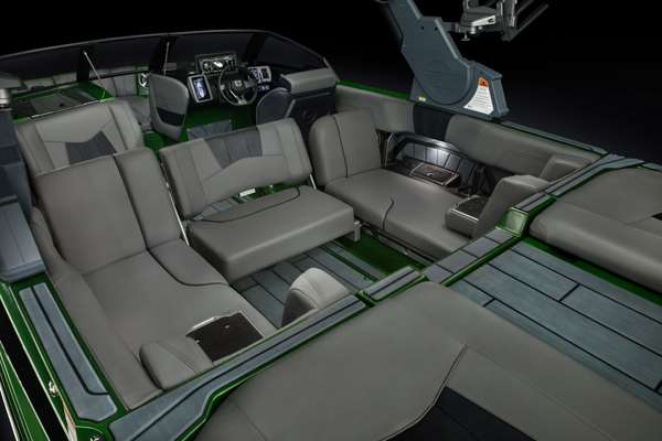 23_MXZ_Cockpit_Forward_Facing_Seats